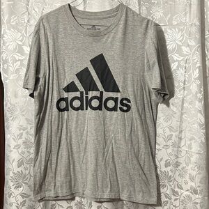 Adidas Amplifier Tee Gray Short Sleeve T-Shirt Men’s Medium Logo Graphic.